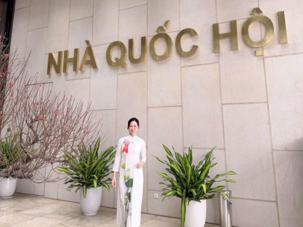 Hoa hậu Võ Thu Sương tại Tòa nhà Quốc hội, ghi dấu ấn tự hào trong hành trình sự nghiệp