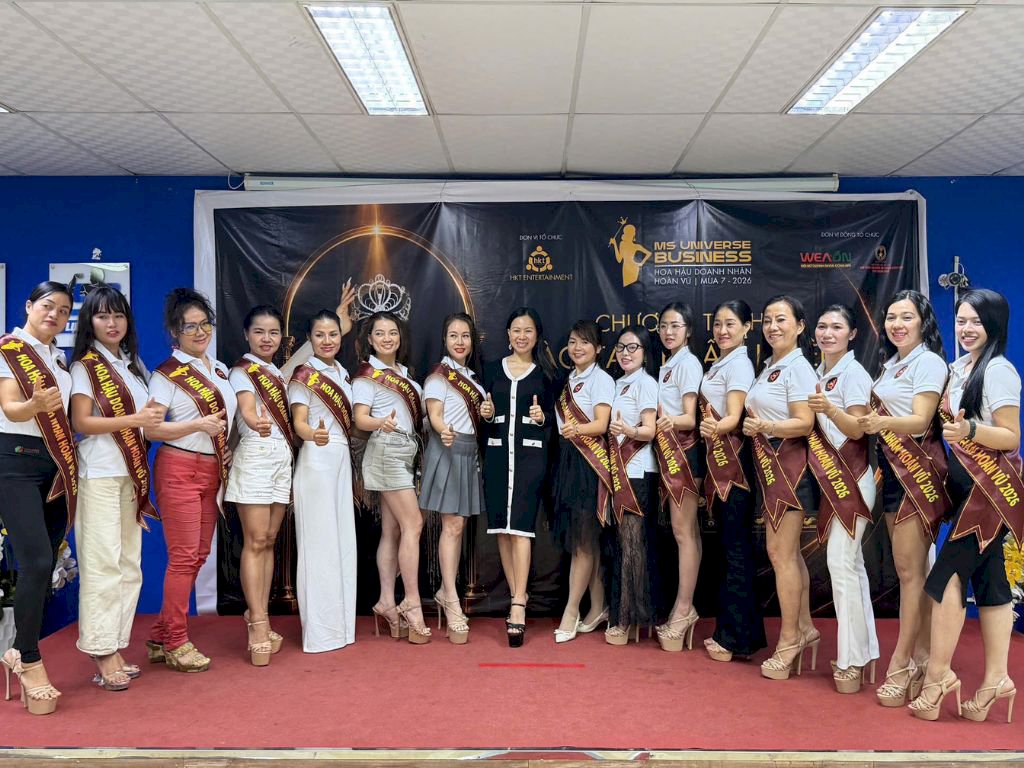 NguoiNoiTiengNew đưa tin vê hoa hậu Võ Thu Sương: Thí sinh Hoa hậu Doanh nhân Hoàn vũ - Ms Universe Business 2026 tích cực luyện tập trước vòng chung kết
