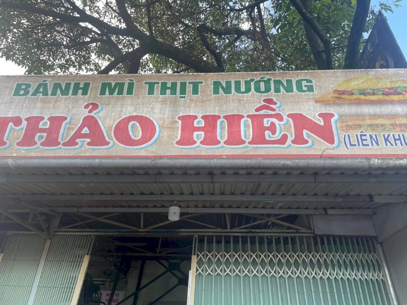 Bánh mì thịt nướng Thảo Hiền Món Ngon Đức Trọng ngày bán hơn 2000 ổ, lần nào ghé Sương cũng ăn