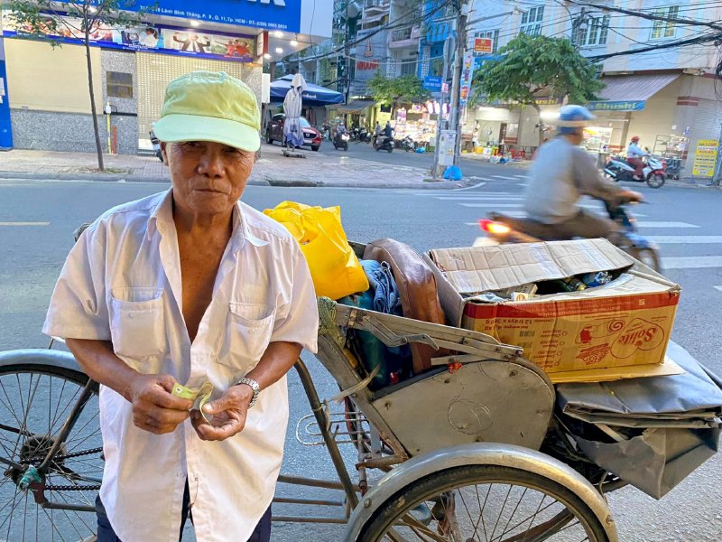 Hoa hậu doanh nhân Võ Thu Sương biết ơn vì mình có cơ hội cho mỗi người 100 nghìn đồng 