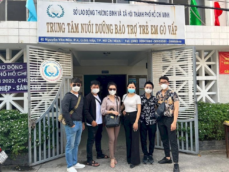 Hoa Hậu Võ Thu Sương và họat động thiện nguyện đầu xuân tại trung tâm bảo trợ trẻ em Gò Vấp