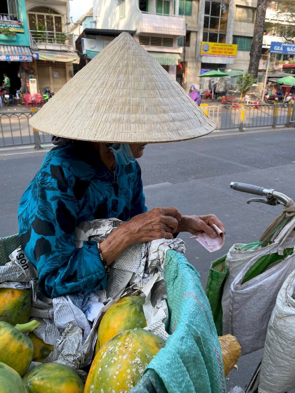 Quà tặng yêu thương từ hoa hậu Võ Thu Sương