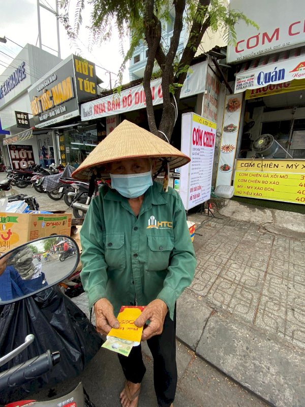 Hoa hậu Võ Thu Sương lan tỏa yêu thương lộc trời ban theo nhân quả