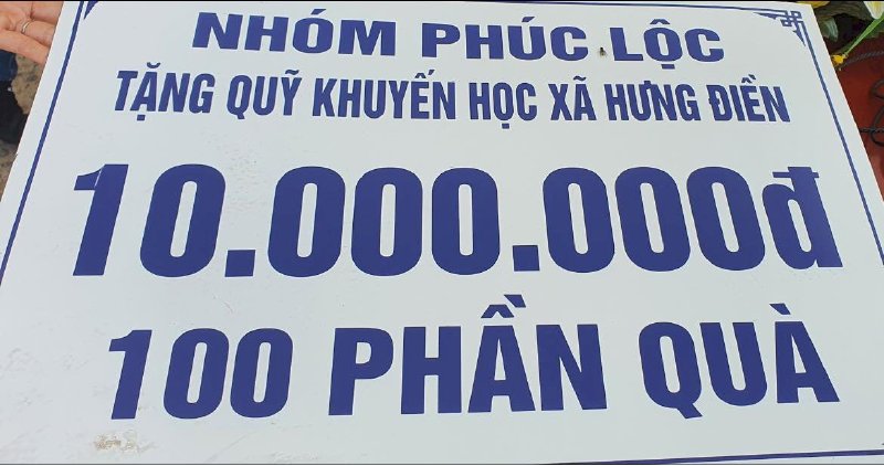 Hoa hậu cầu đường Võ Thu Sương báo cáo thu chi nhóm từ thiện Phúc Lộc  xây cầu  thứ 19 do báo Thanh Niên chủ trì cùng CSGT TPHCM