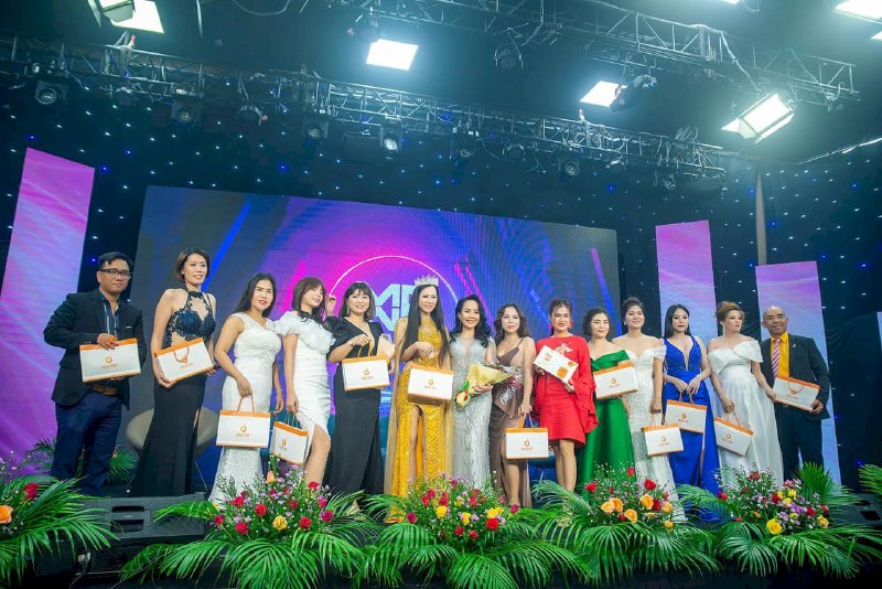 Đăng ký thi hoa hậu nhận đơn đến 30/12 thông báo mới nhất từ  Đại sứ  Miss World Bussiness  Võ Thu Sương 