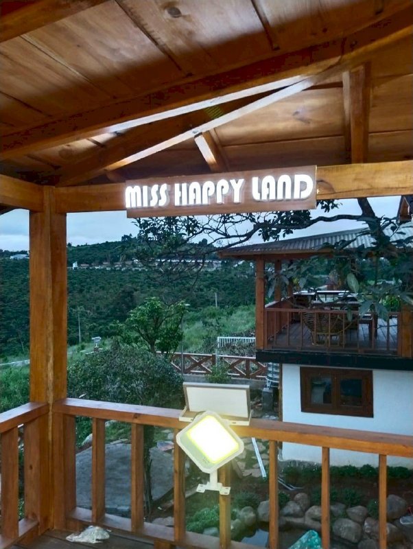 Nhà nghỉ dưỡng cho thuê tại Đức Trọng Làng Hoa Hậu Miss Happy Land Homestay Đà Lạt view đẹp giá rẻ gần trung tâm 