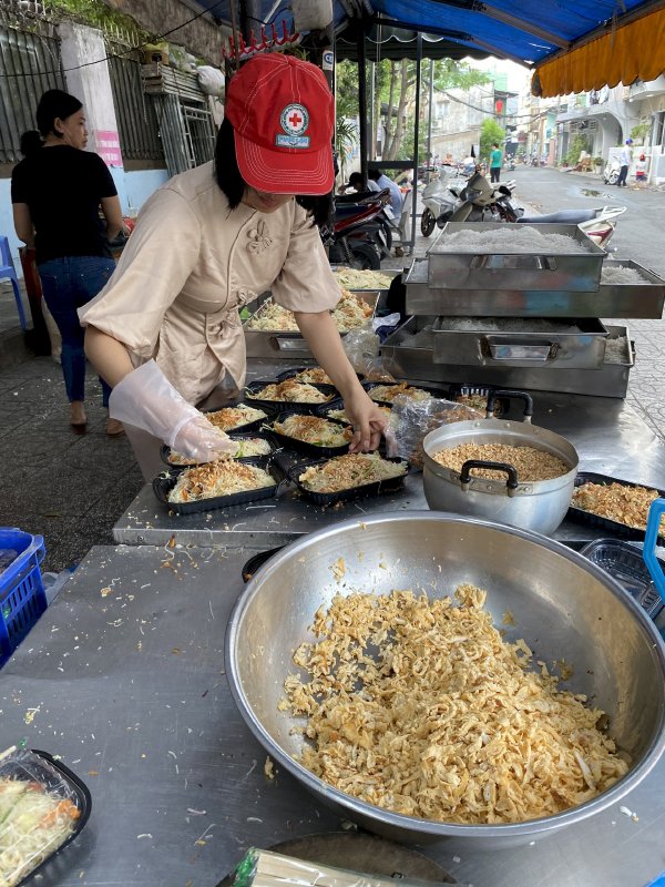 Hoa Hậu Võ Thu Sương dành ngày sinh nhật ý nghĩa cho hoạt động từ thiện 