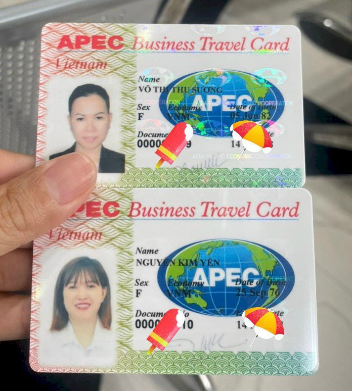 Á hậu Doanh nhân Bác sĩ Kim Yến và Hoa hậu Võ Thu Sương sở hữu chìa khóa vàng APEC Business Travel Card