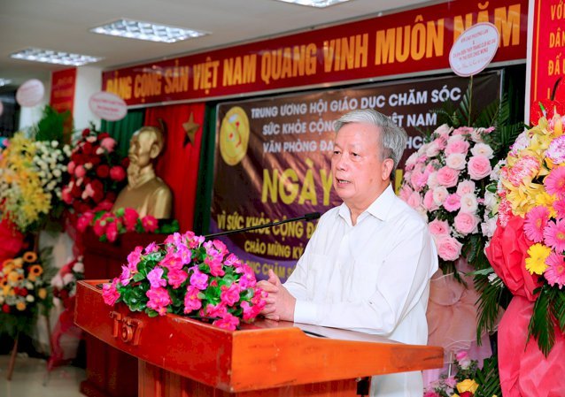 Đại sứ VACHE, Hoa hậu Võ Thu Sương tham dự kỷ niệm 15 năm thành lập Hội 