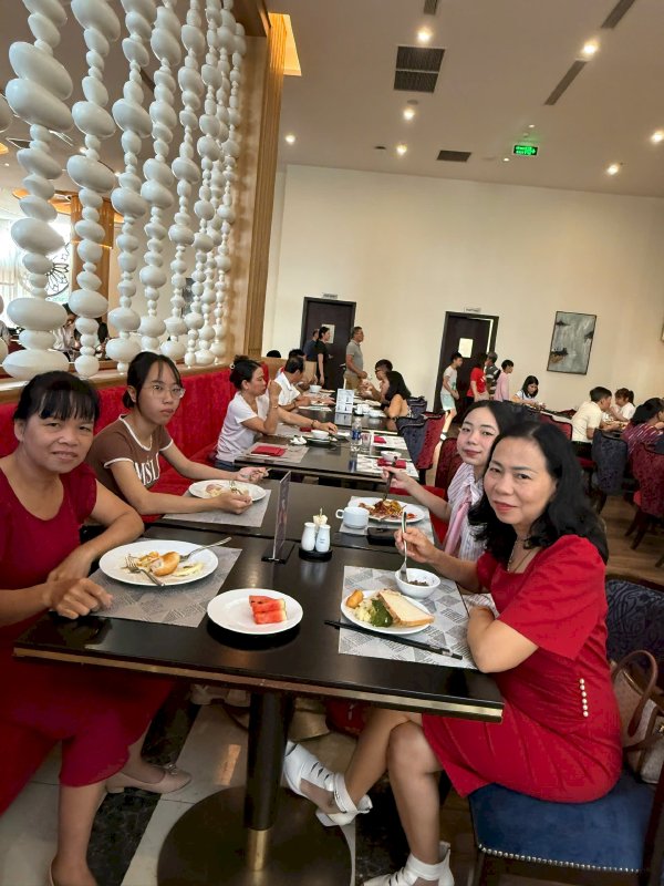 Hoa hậu Võ Thu Sương lựa chọn VinHolidays Fiesta Phú Quốc cho kỳ nghỉ cùng gia đình - Ảnh: 4