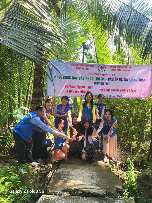 Hoa hậu Võ Thu Sương lan tỏa thông điệp xây cầu - kết nối yêu thương, tạo phước đức và tương lai bền vững cho cộng đồng - Ảnh: 12