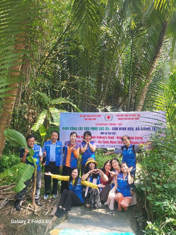 Hoa hậu Võ Thu Sương lan tỏa thông điệp xây cầu - kết nối yêu thương, tạo phước đức và tương lai bền vững cho cộng đồng - Ảnh: 15