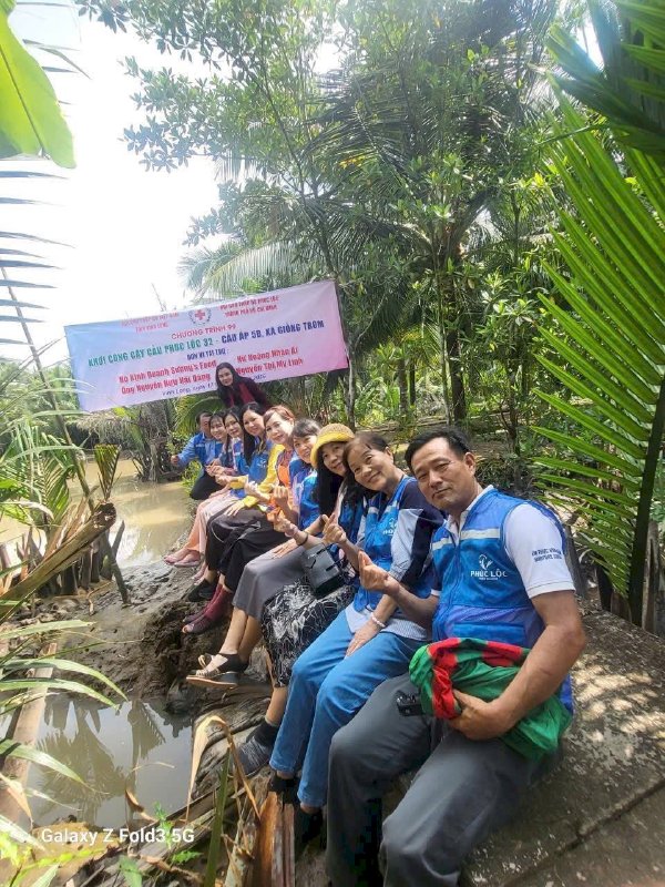 Hoa hậu Võ Thu Sương lan tỏa thông điệp xây cầu - kết nối yêu thương, tạo phước đức và tương lai bền vững cho cộng đồng - Ảnh: 7